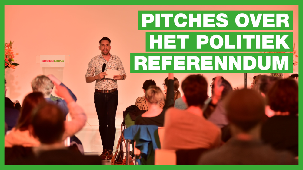 Afbeelding van een ledenbijeenkomst over het politiek referendum