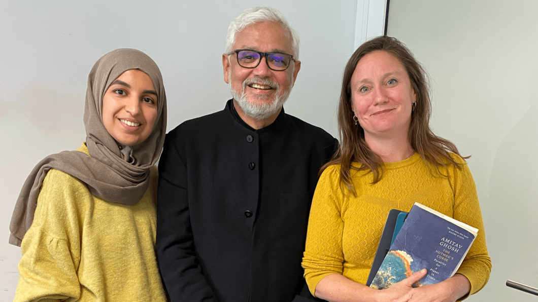 Kauthar, Amitav Ghosh, Suzanne