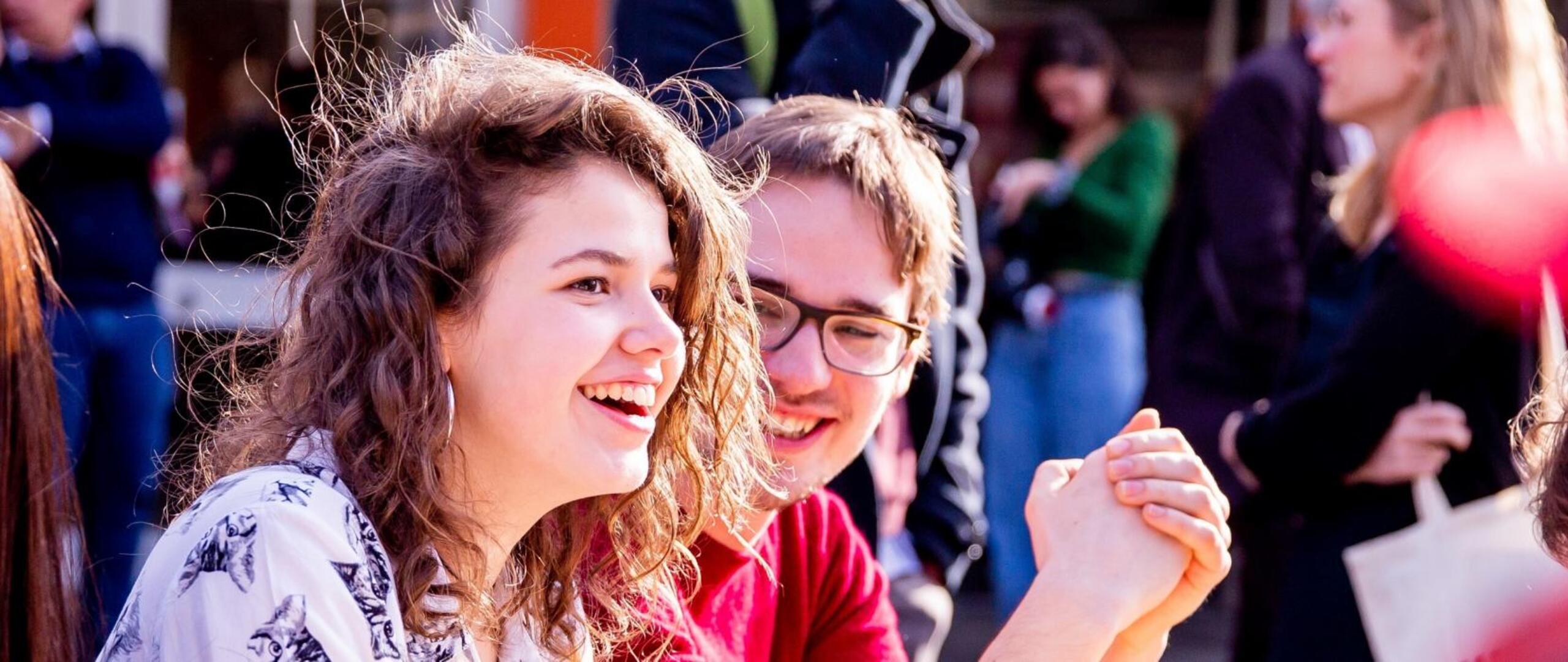 mensen op een GroenLinks-congres