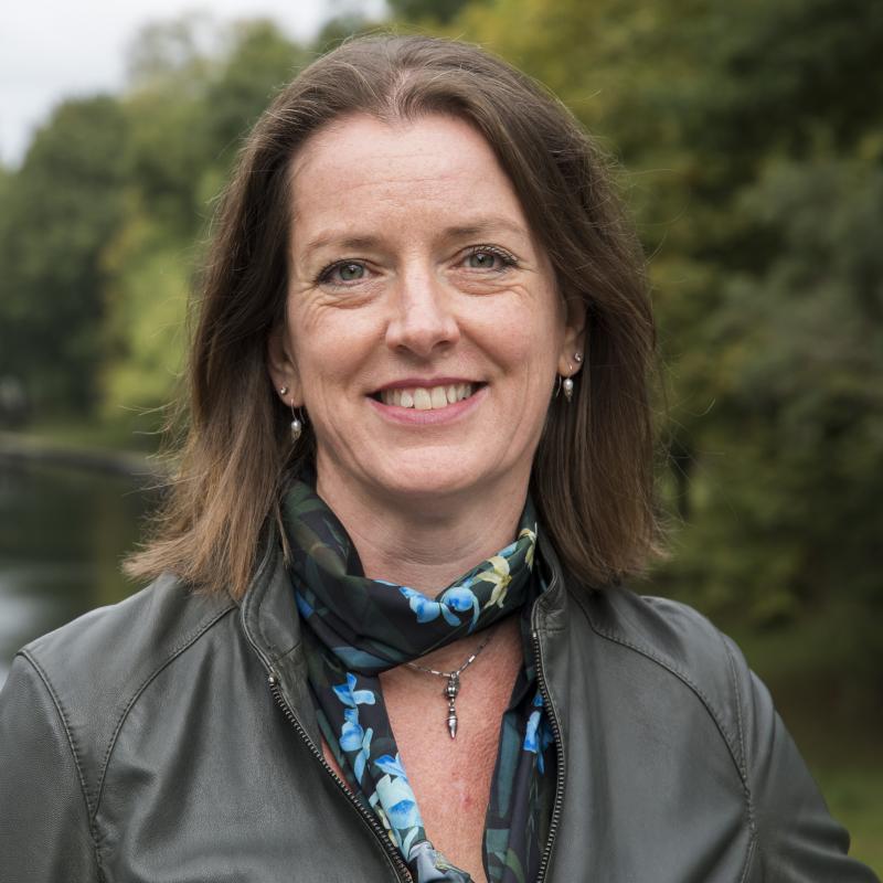 Portretfoto van Rachel Heijne